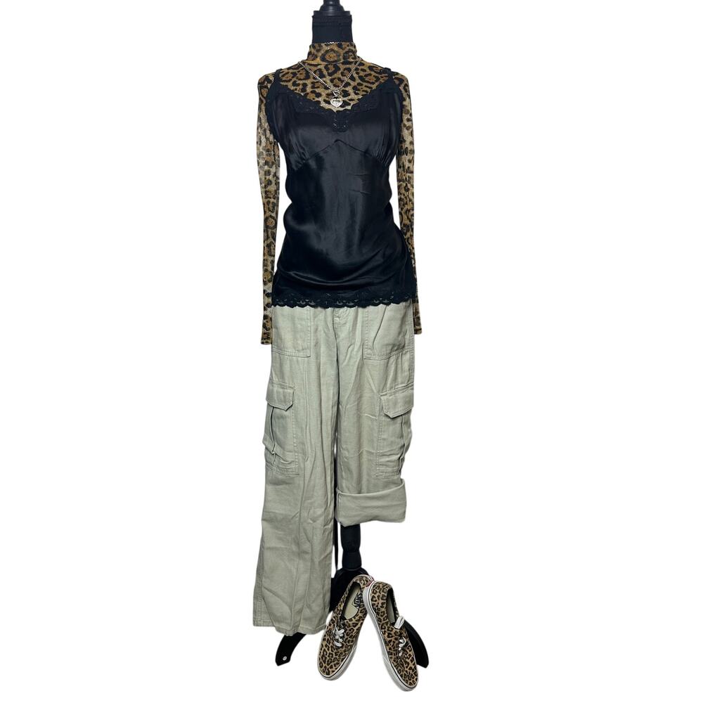 Y2K Aeropostale Cargo Pants M – Mid Rise Straight Leg Cotton Utility It Girl